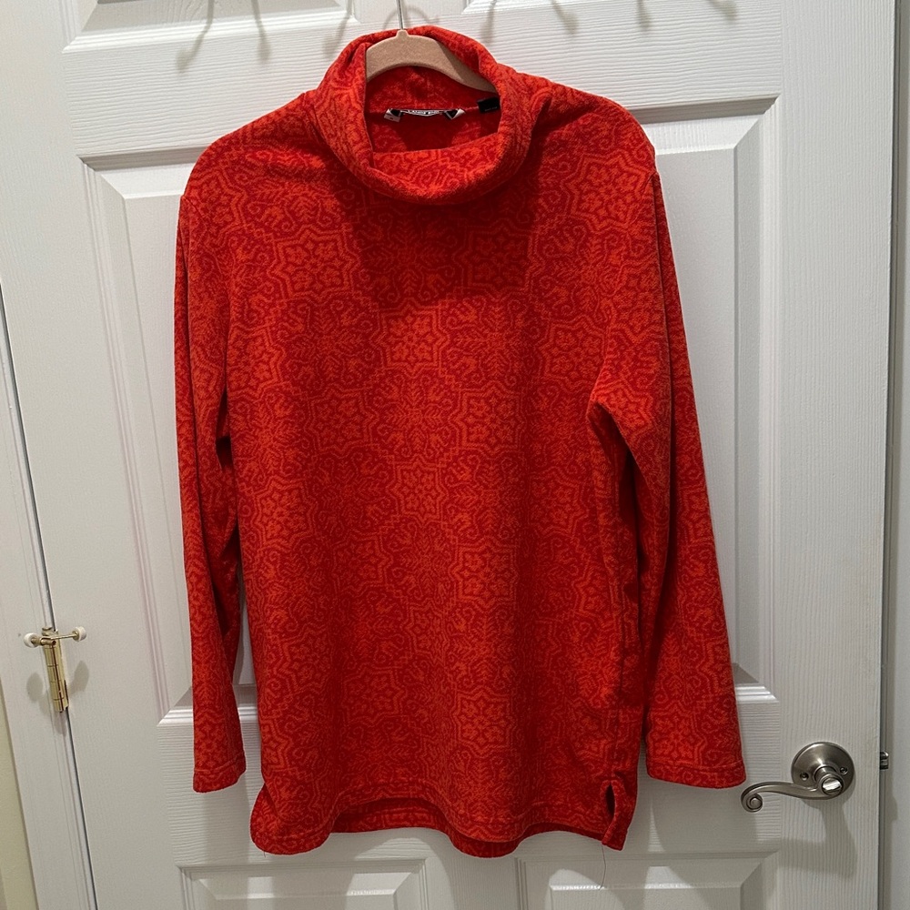 Women’s soft fleece turtleneck.